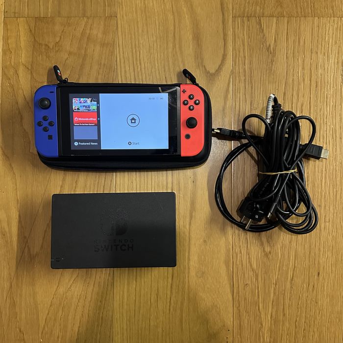 Nintendo Switch + dock + acessórios originais