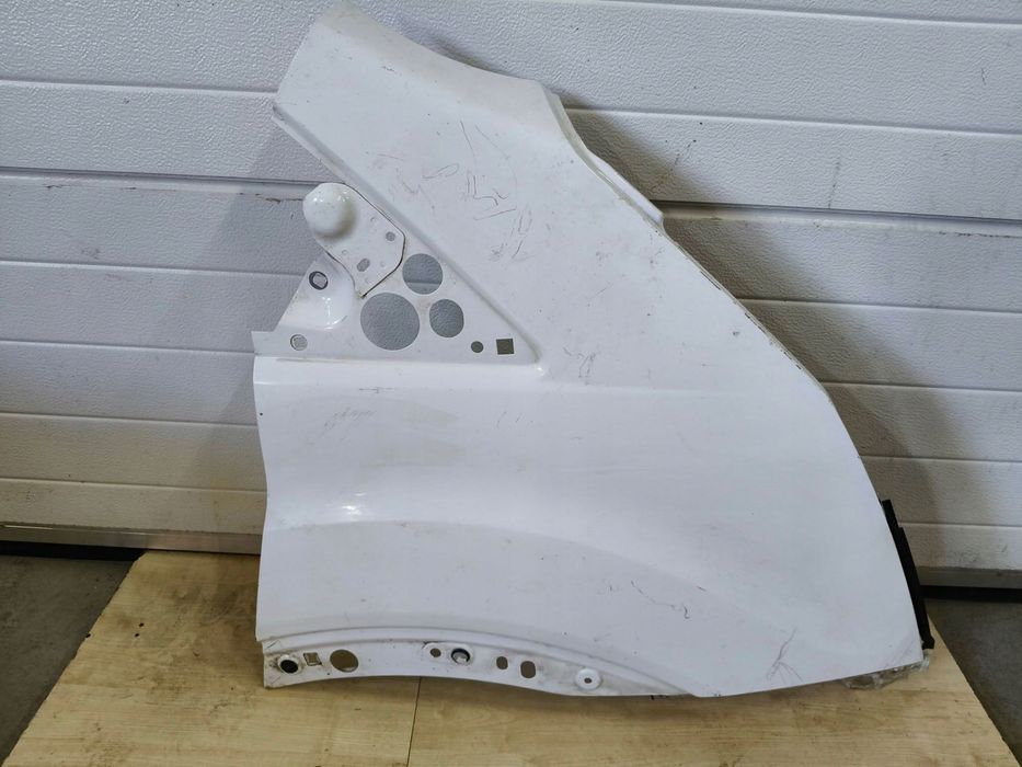 Błotnik Przód Strona Prawa Ford Transit Mk8