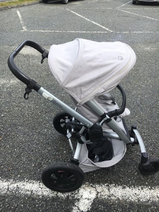 Carrinho de bebé Quinny