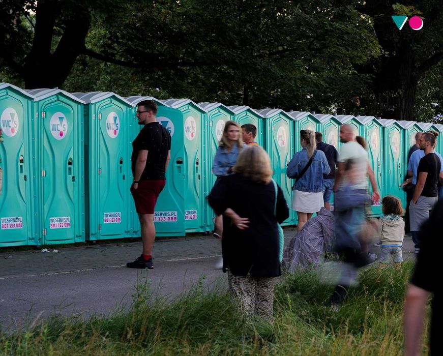 Toaleta przenośna – wynajem kabin WC na budowę, imprezę | Szczecin