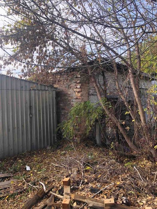 Гараж,  площею 31,6 кв. м,  Полтавська обл., смт Семенівка