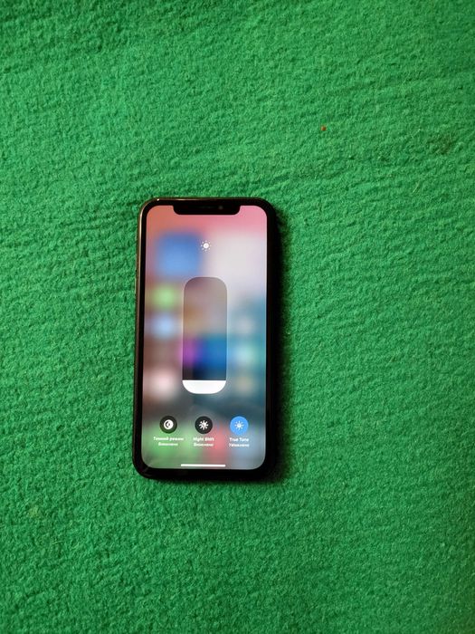 iPhone XR 128 ГБ Neverlock