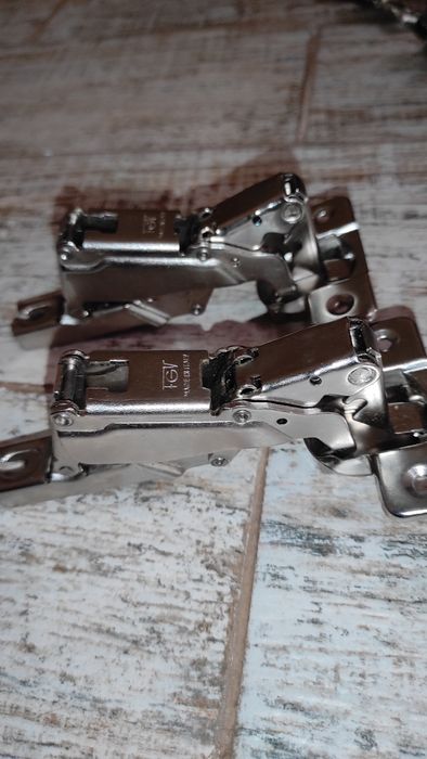 Продам Мебельные петли