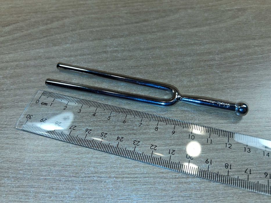 N066 Kamerton Widełkowy A 440 Hz Klasyczny Stroik Do Instrumentów