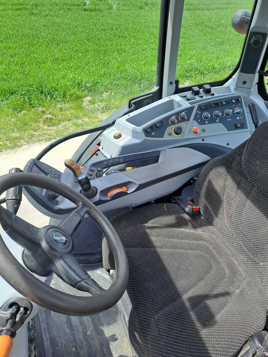 Ciągnik Rolniczy Valtra N154