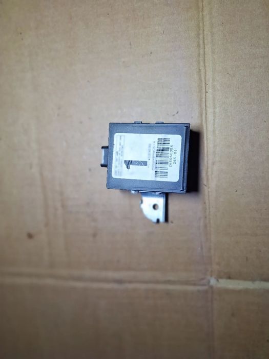 Toyota Yaris II 06-11 moduł sterownik zamka 897410D030   (5/15)