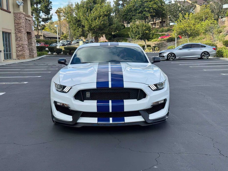 Ford Mustang Shelby GT350      2016