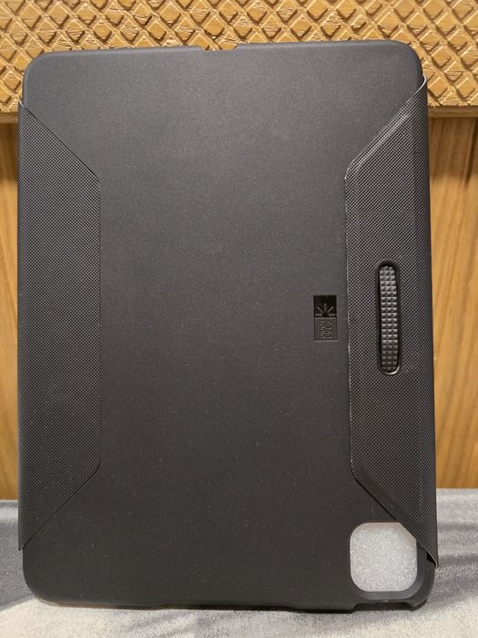 Чехол Case logic iPad 10.9
чехол для iPad Air® 10,9"