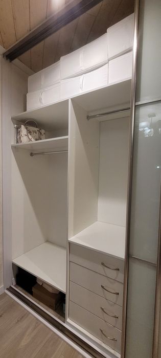 Гардеробна вмістка,шафа ширина 3.204 висота 2.645 глибина 0.710