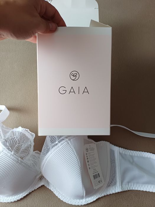 Nowy biustonosz gaia r 80G