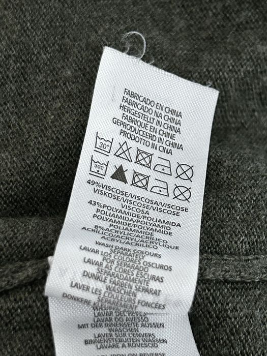Lekki oliwkowy sweterek Primark