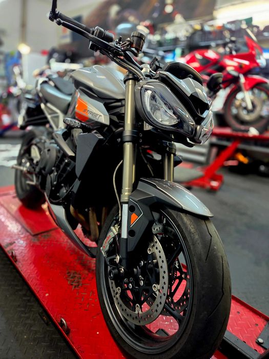 Serwis motocykli / Naprawa motocykli / Warszawa