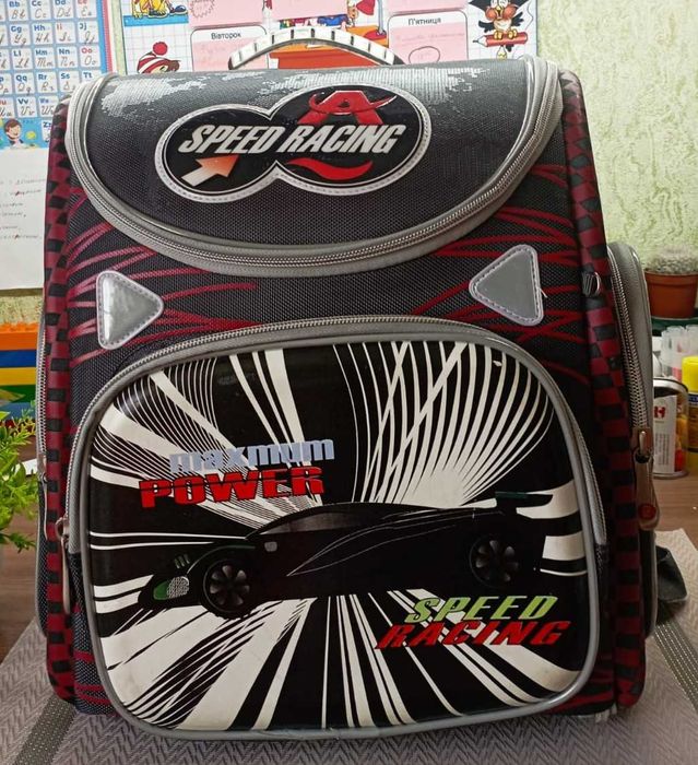 Продам дитячий шкільний рюкзак