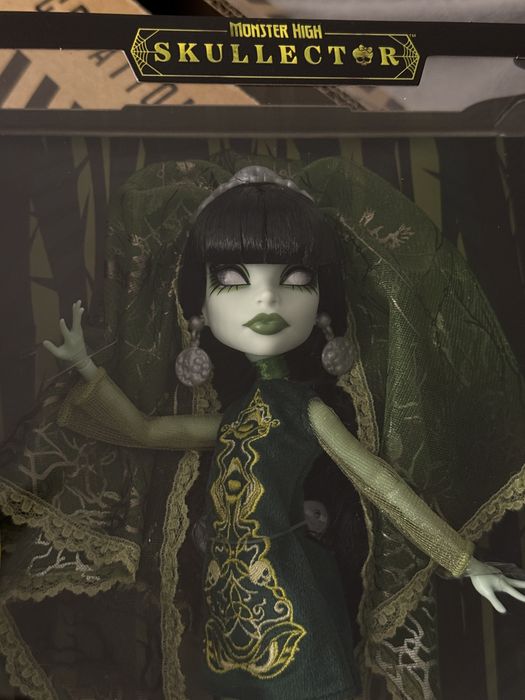 Scarah Screams monster high Fang Club