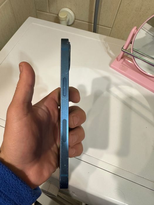 Sprzedam iPhone 13