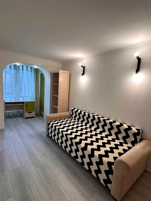 Предлагается в аренду 2-х. комнатная, раздельная квартира