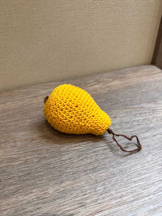 Дитяча в'язана м'яка іграшка. Овочі та фрукти.