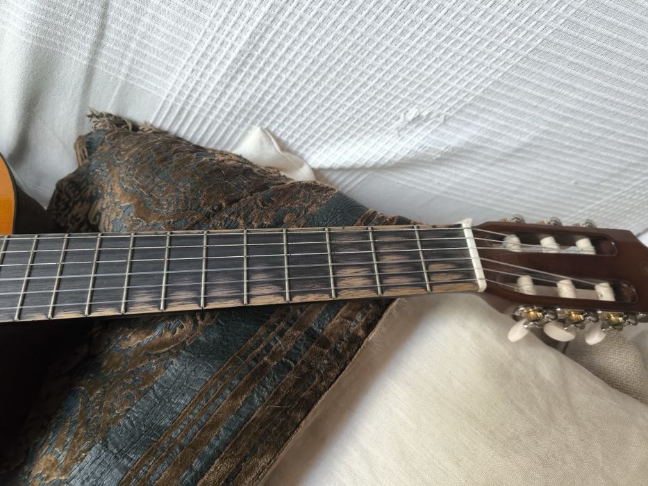 Guitarra Yamaha CGS103A