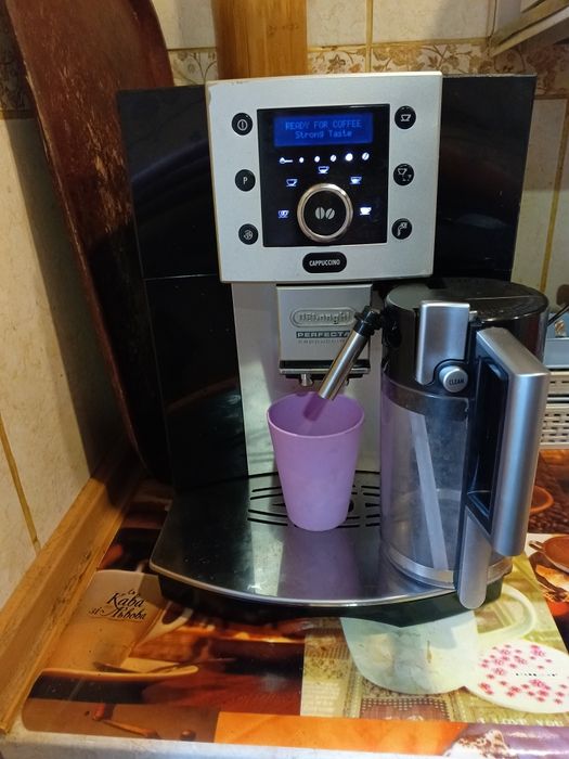 Кофемашина Delonghi Perfecta Cappuccino