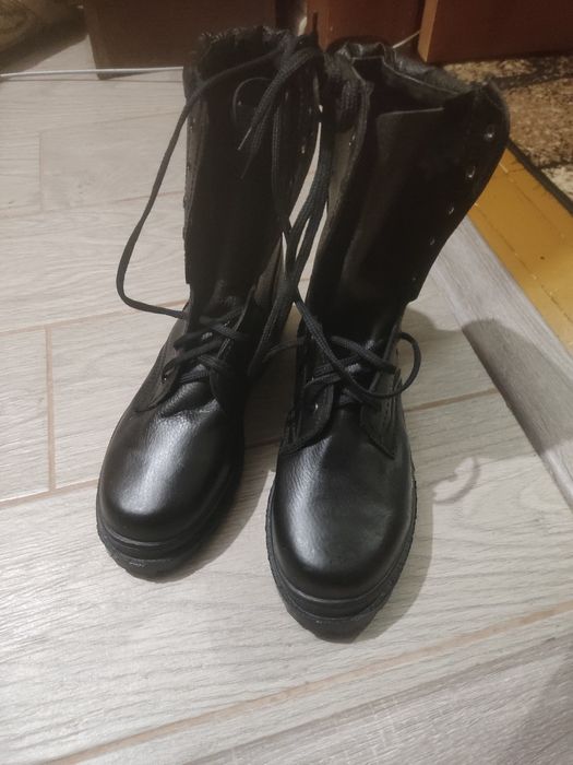 Новые берцы чёрные кожаные 42р. /Берці чорні шкіряні 1200грн