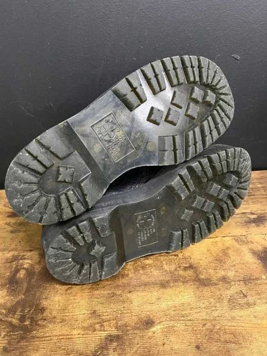 3f.Botki skórzane damskie Dr. Martens 2976 Quad