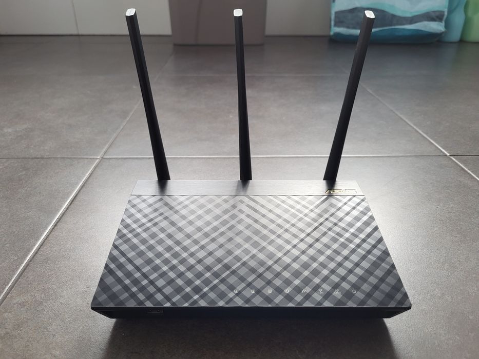 ASUS RT-AC1900U Router64729932911873120