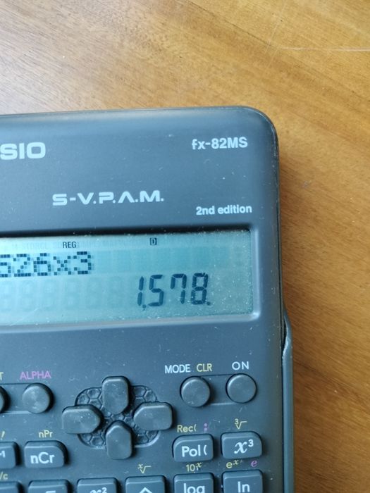 Calculadora Científica Casio fx-82MS 2nd Edition - Como Nova
