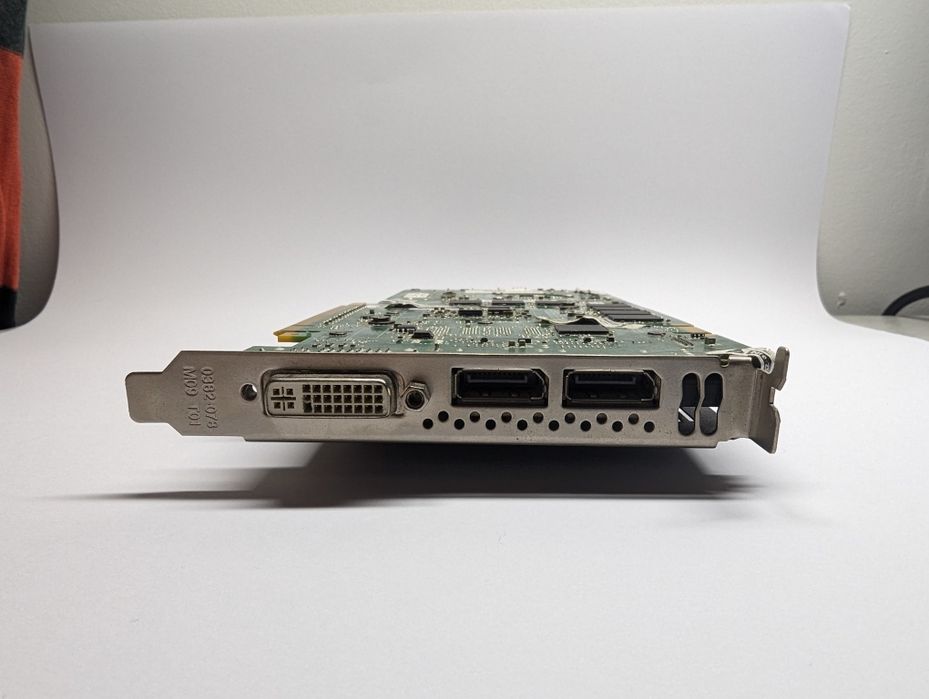 karta graficzna nvidia quadro4000 2gb 256 bit ddr5