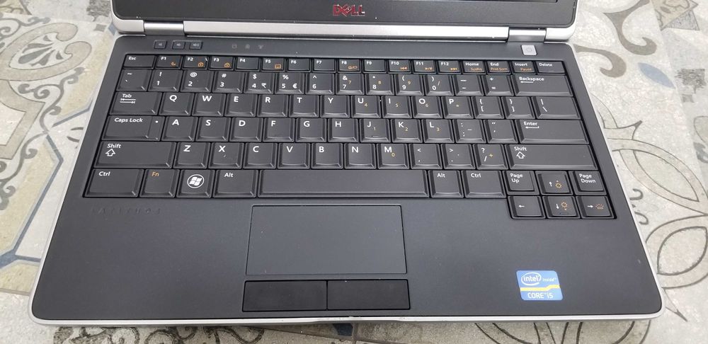 Dell Latitude E 6220 I5-2520/ 2Gb/