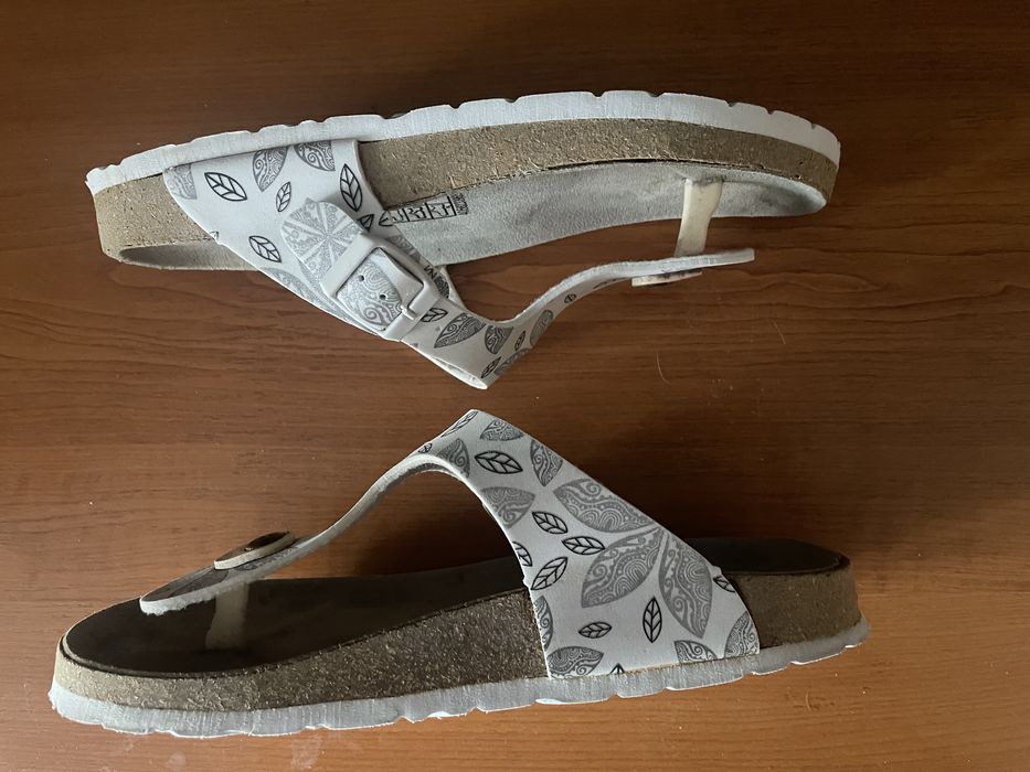 Жіночі шьопанці( вʼєтнамки) Esmana