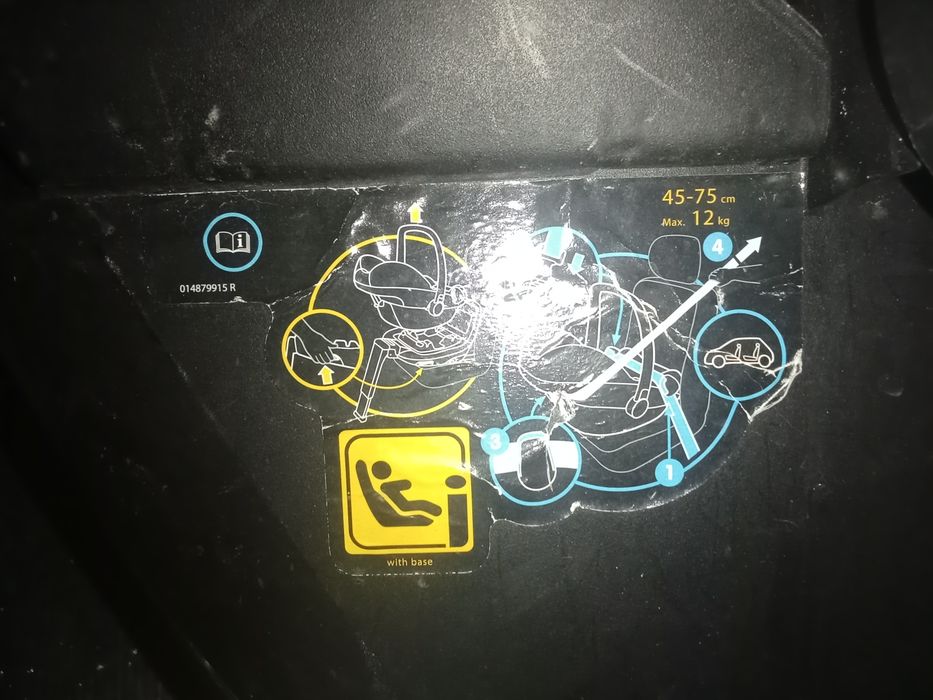 Cadeira de transporte para bebé (Ovo) com sistema isofix Bébéconfort