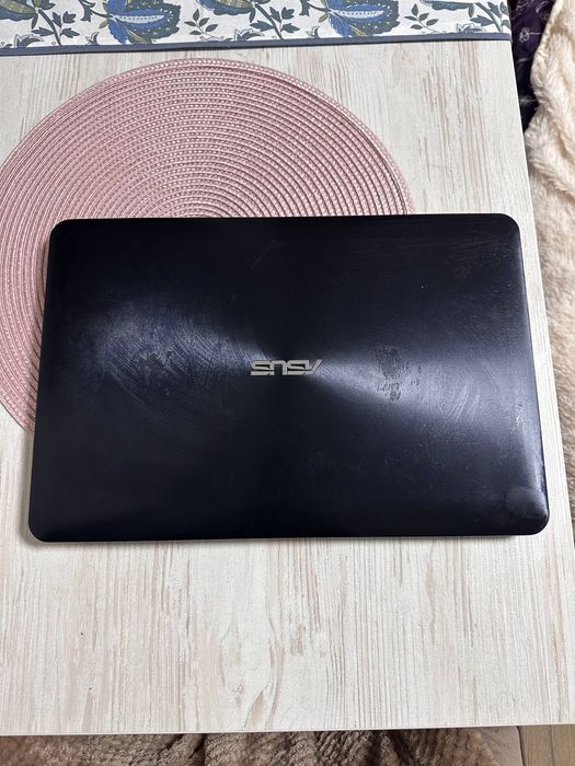 Продам ноутбук Asus X555L