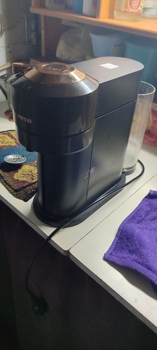 Кофеварка капсульная Nespresso Vertuo