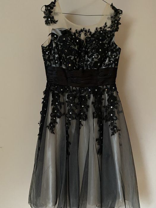 Sukienka rozm. 38 czarno beżowa sylwester studniowka bal