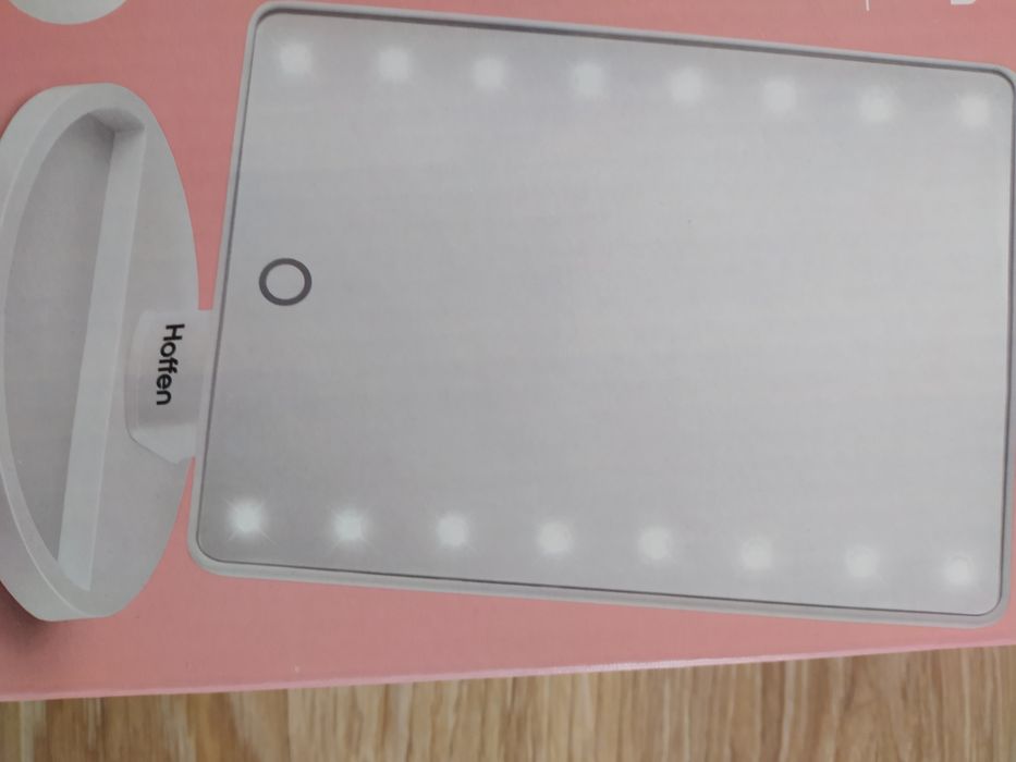 Lusterko z podświetlenie m LED