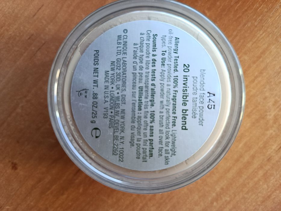 Puder Clinique 20 invisible blend