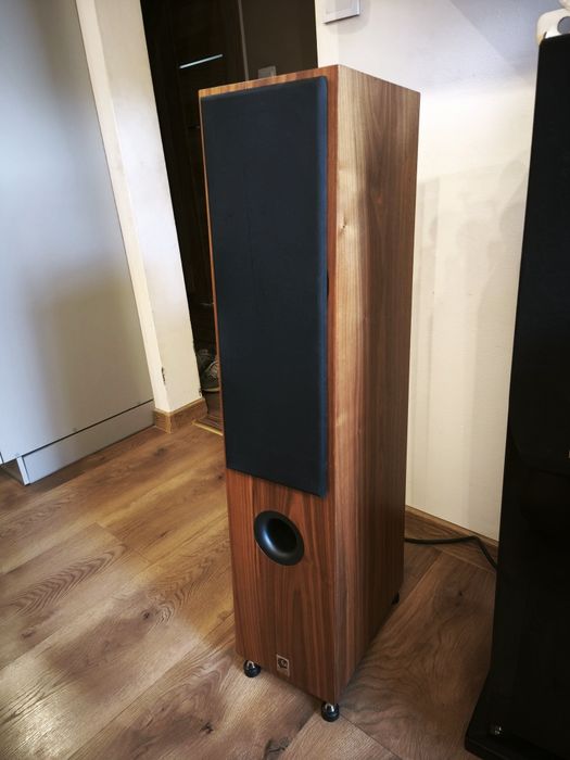 Studio 16hz Aries Reference