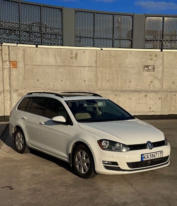 Volkswagen Golf 2015, механіка, повна комплектація