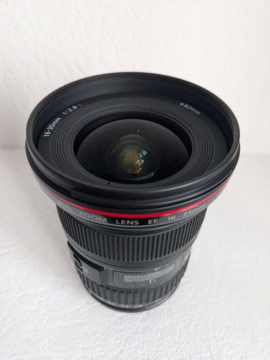 Об'єктив Canon EF 16-35mm f/2.8L II USM