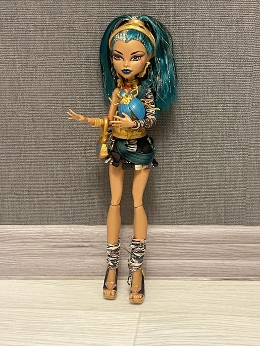 Нефера де Ніл (монстр хай) базова