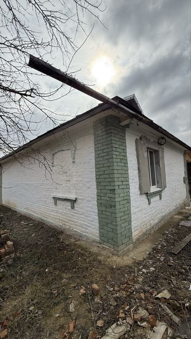 Продам будинок в селі 25 км від Вінниці від власника