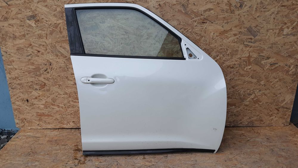 Nissan Juke Капот дверь бампер крыло зеркало ляда фонарь фара акпп роз