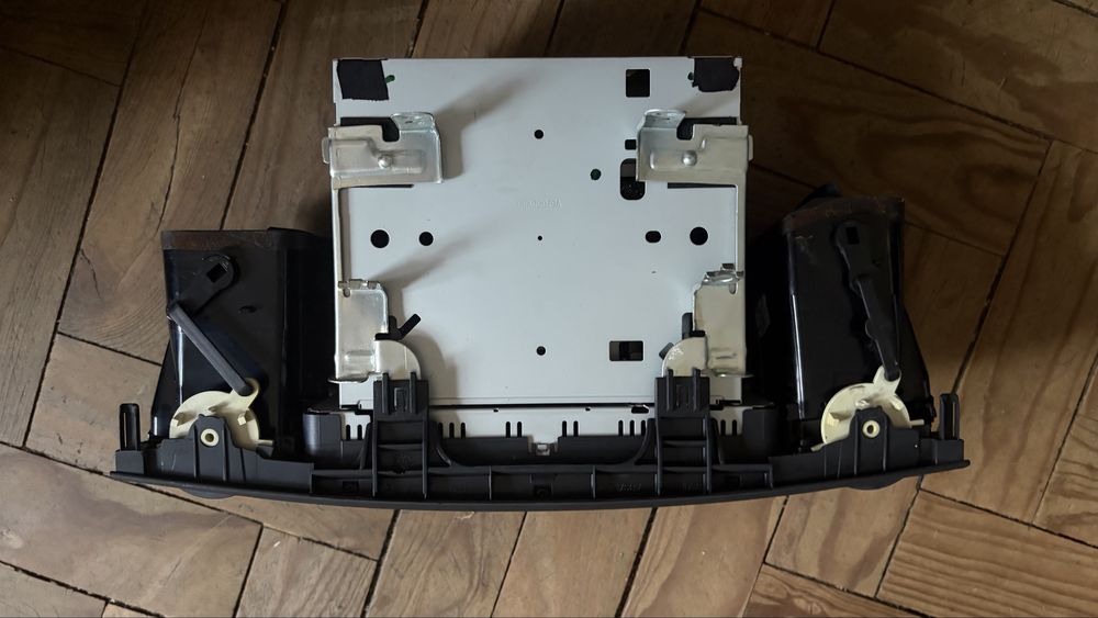 Radio Original Toyota Corolla D4-D 2005