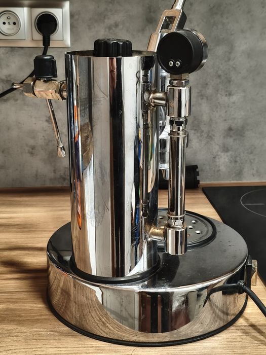 Ekspres dźwigniowy Elektra Microcasa a Leva S1C