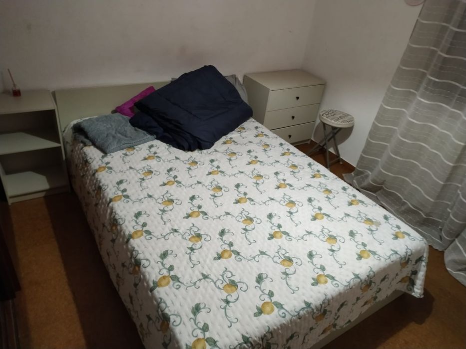 Quarto Loures com despesas incluídas com 2 wc