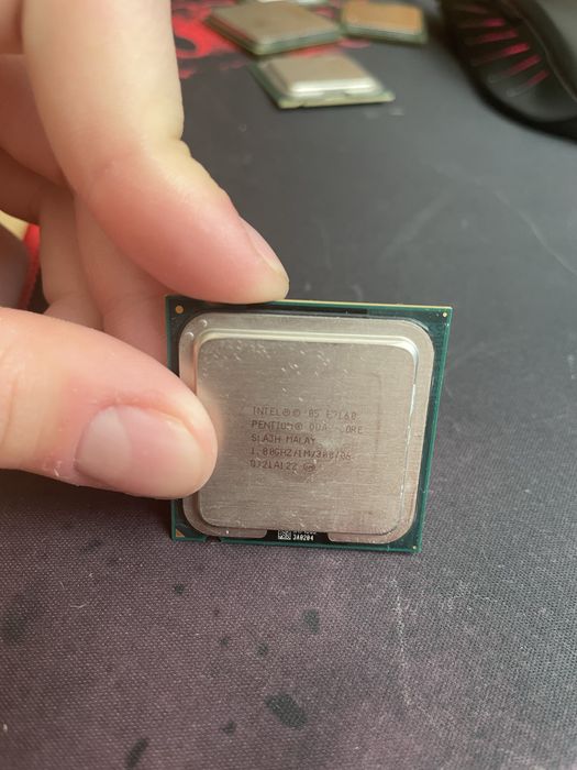 Intel Pentium Dual-Core E2140 SLAEJ ,E2160 SLA3H