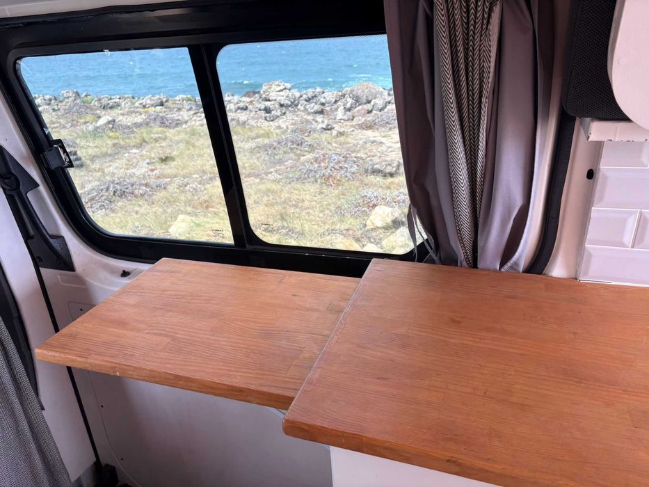 VENDA AUTOVAN VW CRAFTER 2009 - 3 dormidas / 4 lugares