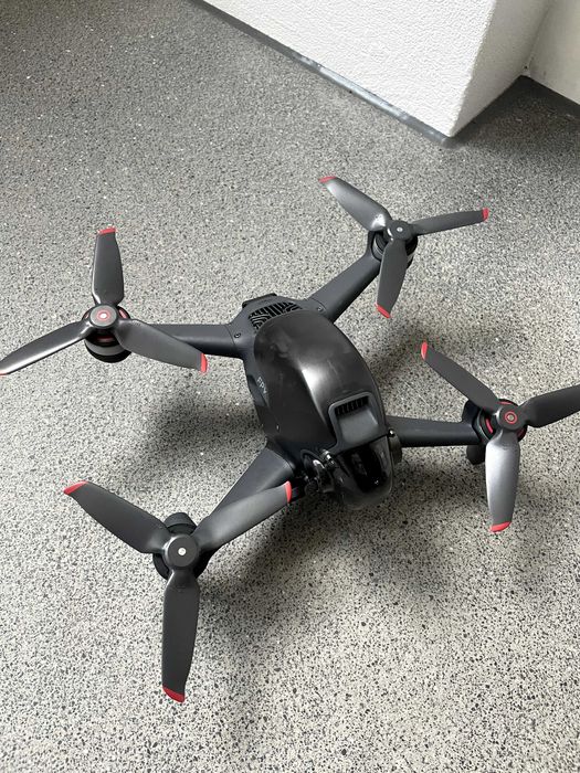 Drone dji fpv combo425956101567303681