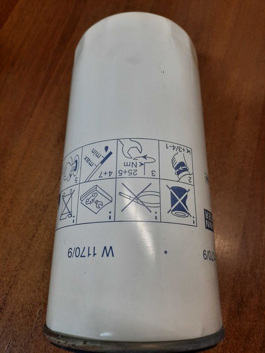 Фильтр масляный Mann-Filter  W11709 для Ford Cargo 1981 -