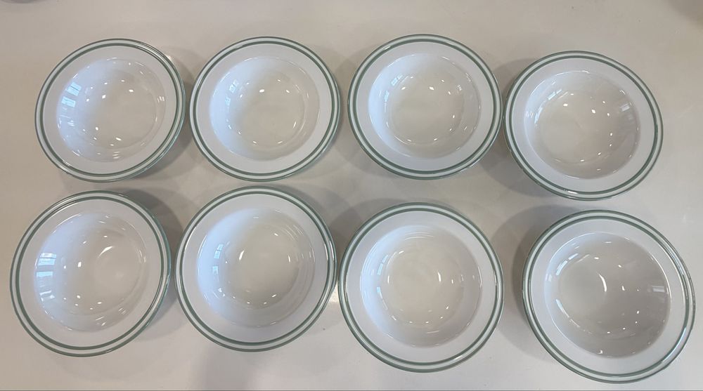 Conjunto 8 Pratos Fundos / Taças IKEA — Como Novos (Linha Verde)